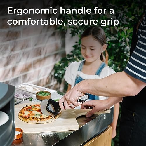 Everdure Pizza Cutter Wheel - Powerful One-Cut Stainless Steel Blade, Durable and Comfortable Grip, Protective Case Included, Dishwasher Safe, Ideal for Pizza Lovers, Chefs, Cooks, Bakers - Image 5