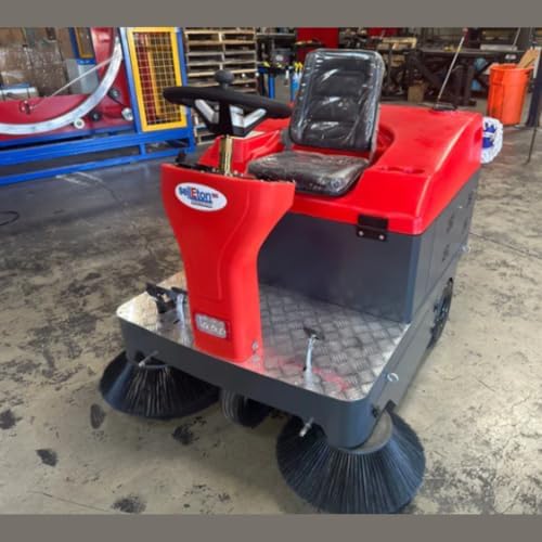 SellEton SL-WS1400 Industrial Floor Sweeper – Ride-On Electric Floor Sweeper with Ride On Vacuum Cleaner System & Superior Dust Filtration – 120L Capacity Commercial Floors Cleaner - Red - Image 2